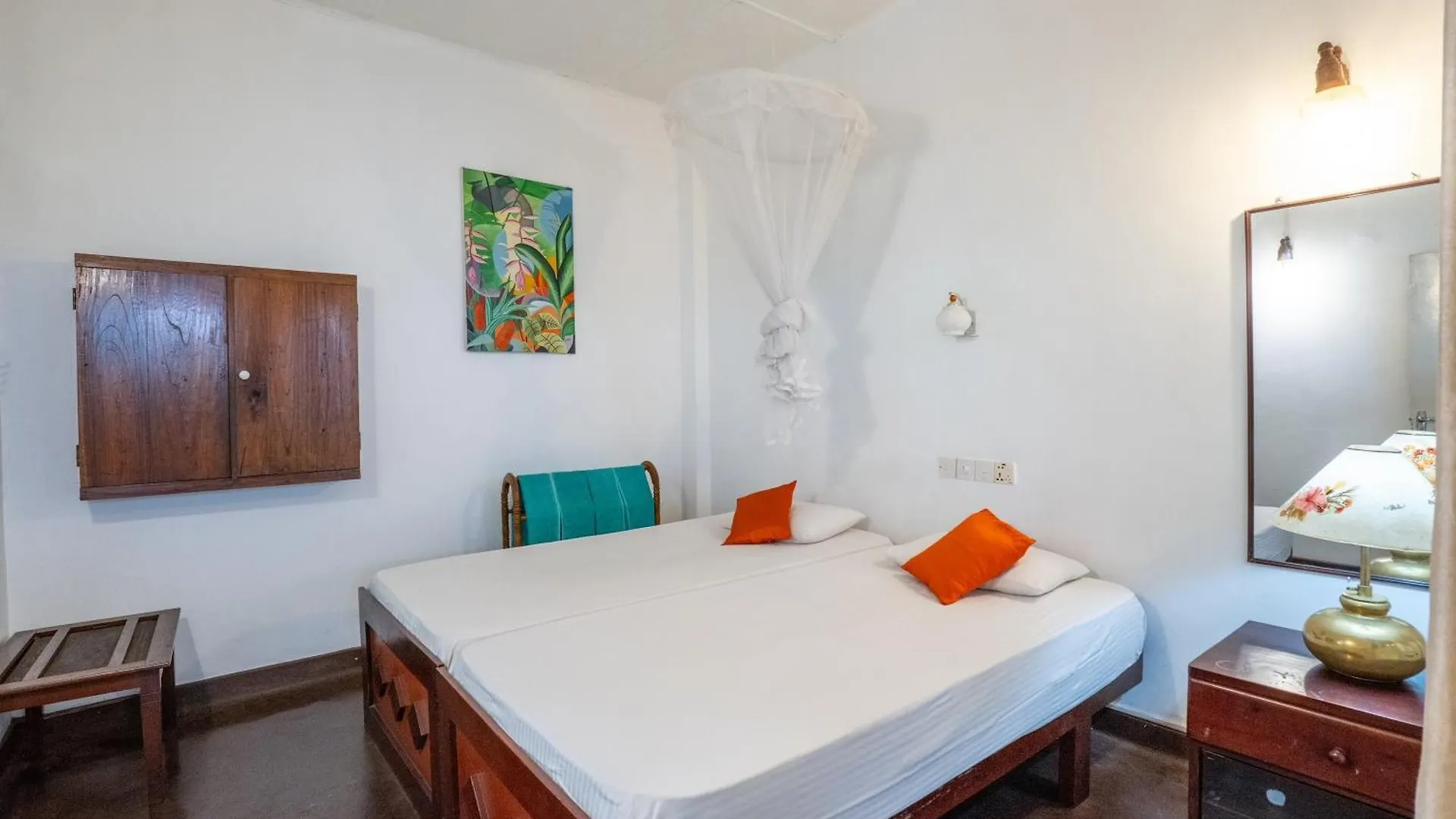Kandy Inn Madugalle'S Family Guest House Accommodatie bij particulieren